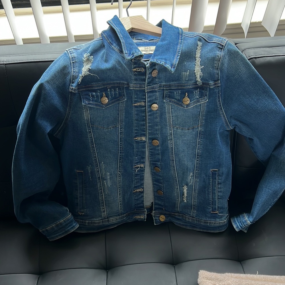 Dark wash jean jacket